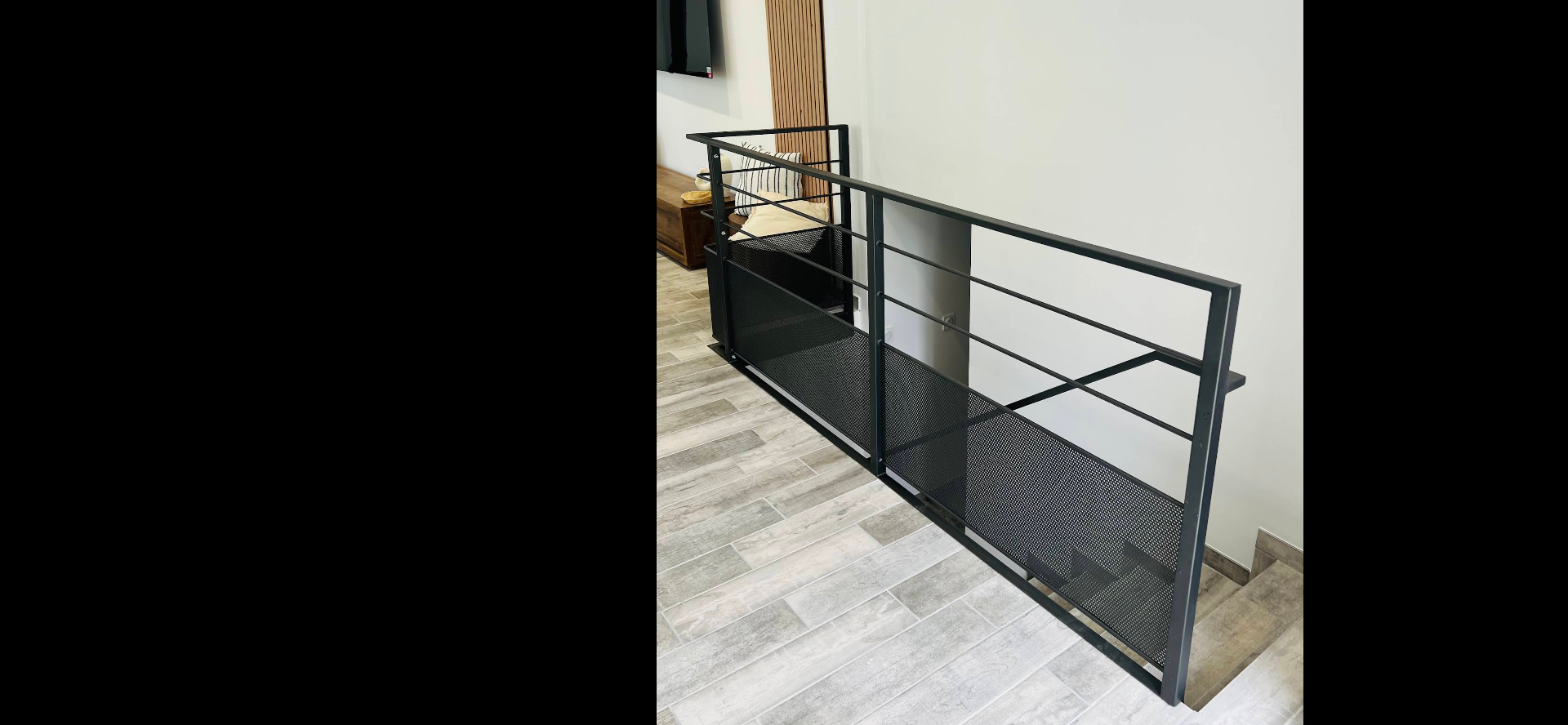 Garde-corps métallique intérieur noir réalisé sur mesure